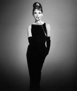 Audrey-Hepburn-Colazione-da-Tiffany