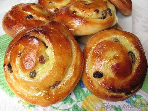 LA RICETTA SEMPLICE E GOLOSA DELLE GIRELLE ALLA CREMA