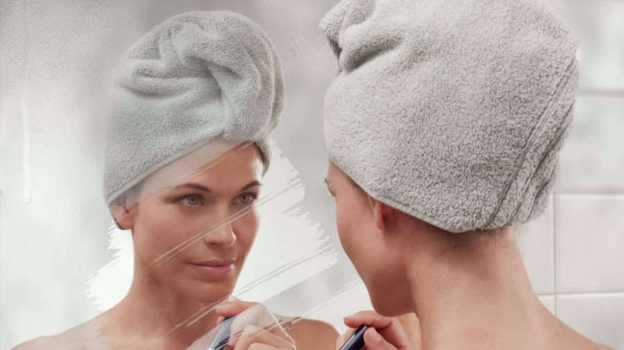 Trucco per evitare che lo specchio si appanni dopo una doccia calda Trucco per evitare che lo specchio si appanni dopo una doccia calda