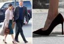 Errori commessi da Meghan in fatto di abbigliamento non adatti ad un membro della famiglia reale Errori commessi da Meghan in fatto di abbigliamento non adatti ad un membro della famiglia reale