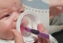 Il trucco geniale di una mamma: “inganna” il bambino per prendere le medicine – Funziona davvero Il trucco geniale di una mamma: “inganna” il bambino per prendere le medicine – Funziona davvero