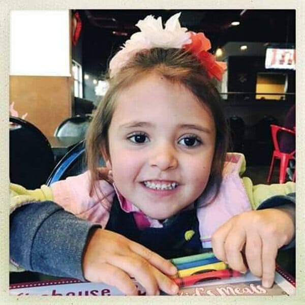 Bambina di 5 anni violentata ed uccisa dallo zio Il funerale