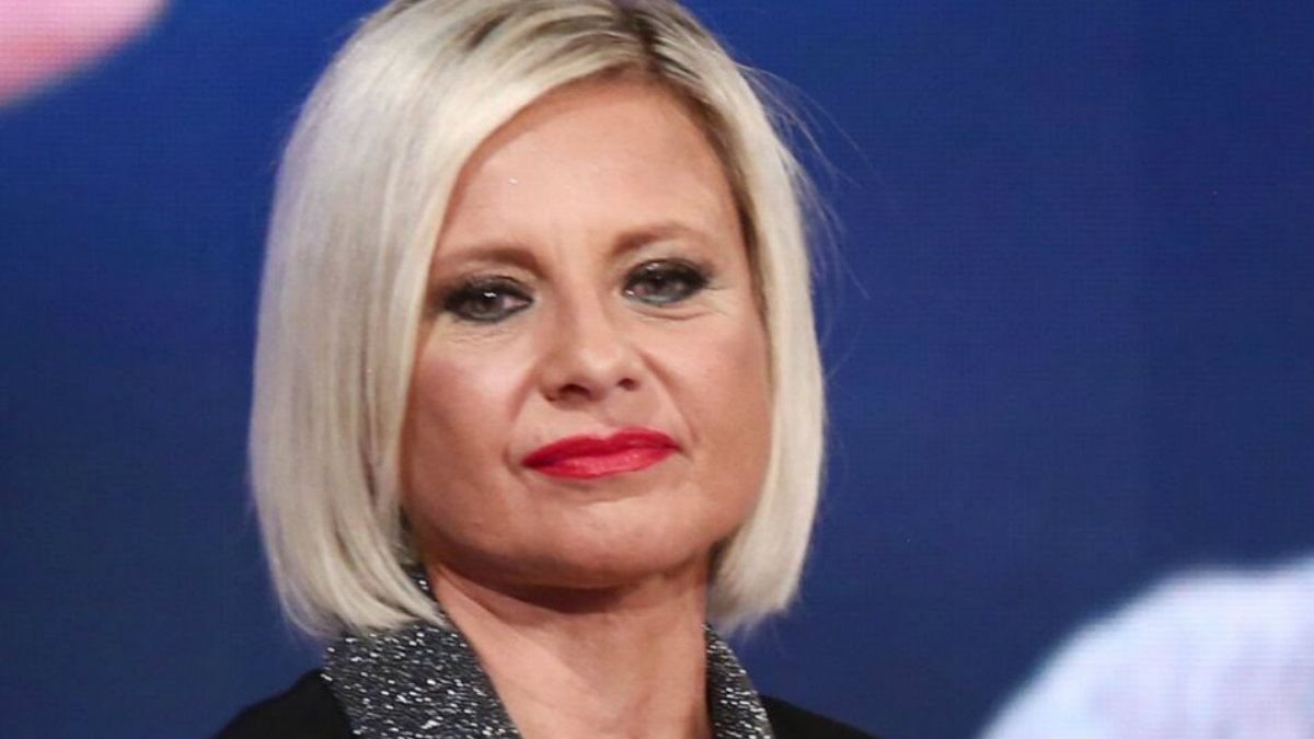 Quanto guadagna Antonella Elia per fare l'opinionista al GF Vip Quanto guadagna Antonella Elia per fare l'opinionista al GF Vip